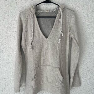 Roxy Cream Sweater/ Hoodie with Kangaroo pocket